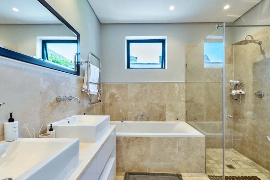 To Let 3 Bedroom Property for Rent in Camps Bay Western Cape